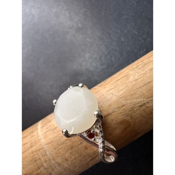NEW Silver moonstone ring in sterling silver size 6 - Picture 7 of 11